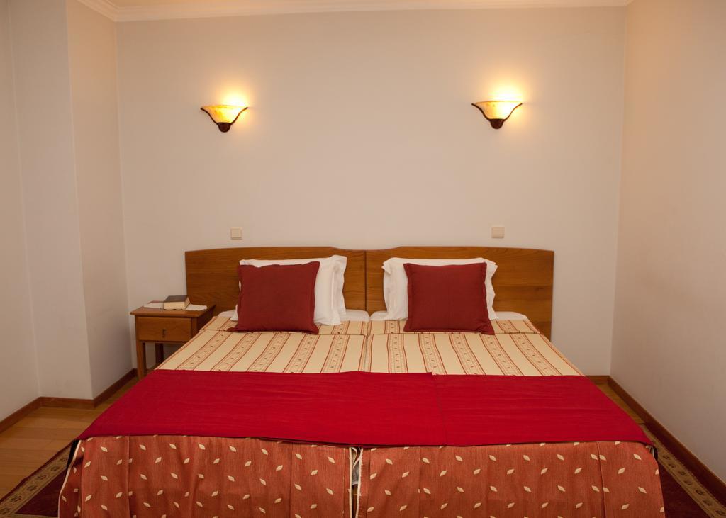 Hotel Solar S.Bento Santo Tirso Esterno foto
